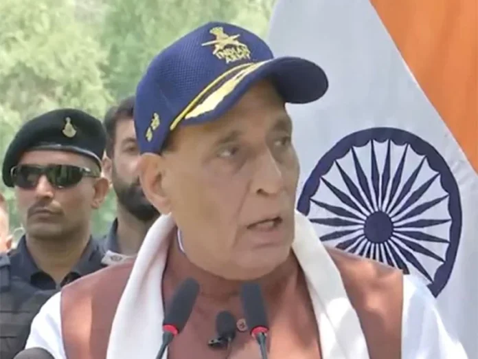 Rajnath Srinagar Visit: आतंकियों ने धर्म पूछकर हमारे लोगों को मारा, हमने आतंकियों को उनका कर्म देखकर मारा Rajnath Srinagar Visit