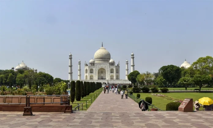 Taj Mahal Security