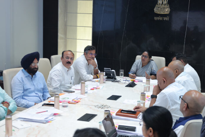 Delhi News Update : दिल्ली में प्राइवेट स्कूल नहीं कर सकेंगे मनमानी