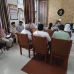 A meeting was organised with the Police Public Coordination Committee to curb crime by strengthening cooperation between the public and the police