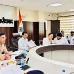 Faridabad News : समाधान शिविर, सीएम विंडो और एसएमजीटी पोर्टल पर लंबित मामलों की समीक्षा बैठक में एडीसी ने दिए सख्त निर्देश