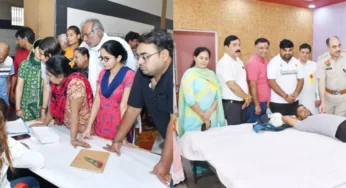 Charkhi Dadri News : अरूट महाराज की जयंती मनाई धूमधाम से, जयंती पर 29 यूनिट रक्त एकत्रित एवं चिकित्सा शिविर का लगभग 450 लोगों ने उठाया लाभ