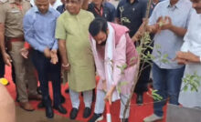 Charkhi Dadri News: विश्व पर्यावरण दिवस पर चरखी दादरी में आयोजित कार्यक्रम में इलेक्ट्रिक कार से पहुंचे सीएम नायब सैनी