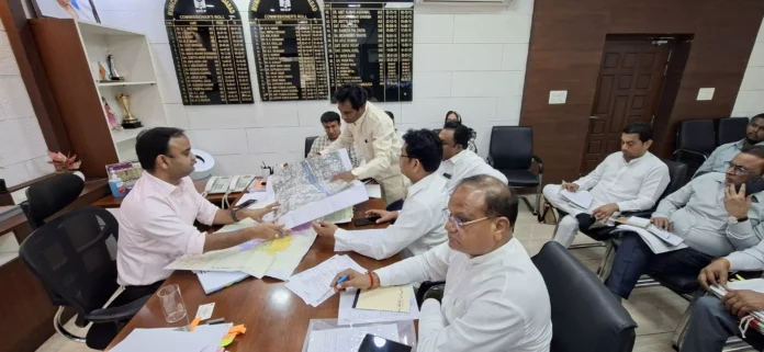 Faridabad News : फरीदाबाद विधानसभा के पार्षदों के साथ निगम कमिश्नर ने की बैठक