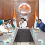 Delegation of Chandigarh Madhya Marg Showroom Owners Association met the Deputy Commissioner