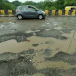 Delhi News : दिल्ली की सड़कों पर मौजूद 3400 गड्ढे आज भरे जाएंगे