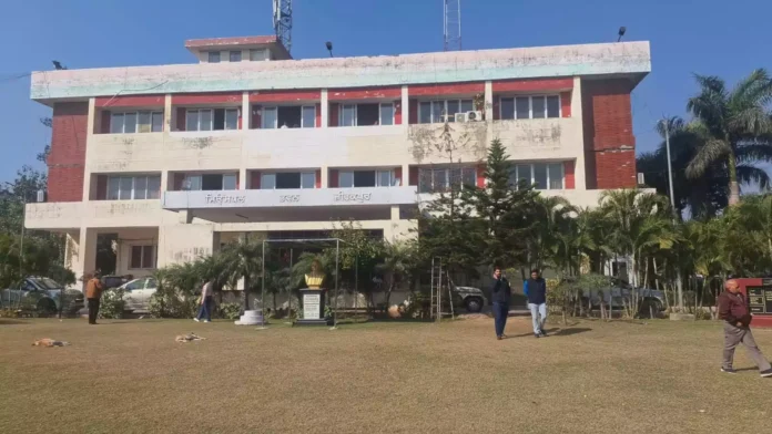 Deputy Commissioner Mohali adopted a strict attitude