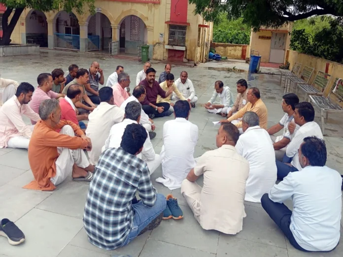Mahendragarh News : उल्लेखनीय यात्रीभार होने के बावजूद सतनाली रेलवे स्टेशन पर नहीं हो रहा प्रमुख ट्रेनों का ठहराव: शेखावत