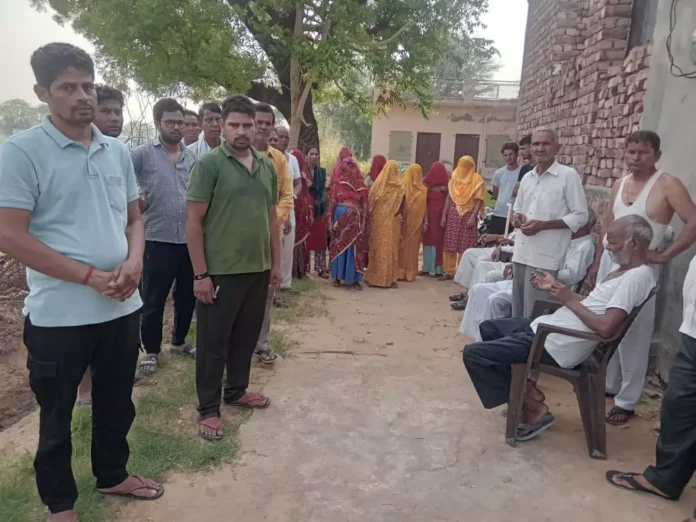 Despite the amount of 29 lakhs released for Kakadauli Sardara's Dhani Khatikan, the other party stopped the construction work, BDPO office maintained silence