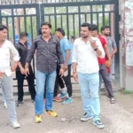 Bhiwani News : लाठीचार्ज के विरोध में इनसो ने किया प्रदर्शन, सीबीएलयू को जड़ा ताला, राज्यपाल को सौंपा ज्ञापन