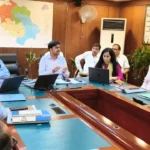 In the meeting with bulk waste generators, emphasis was laid on solid waste management and water conservation - Meeting was held with Additional Municipal Commissioner in Municipal Corporation