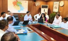 In the meeting with bulk waste generators, emphasis was laid on solid waste management and water conservation - Meeting was held with Additional Municipal Commissioner in Municipal Corporation