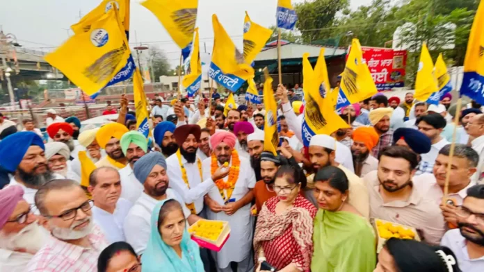 Laddoo distributed in Derabassi after victory in Ludhiana West by-election