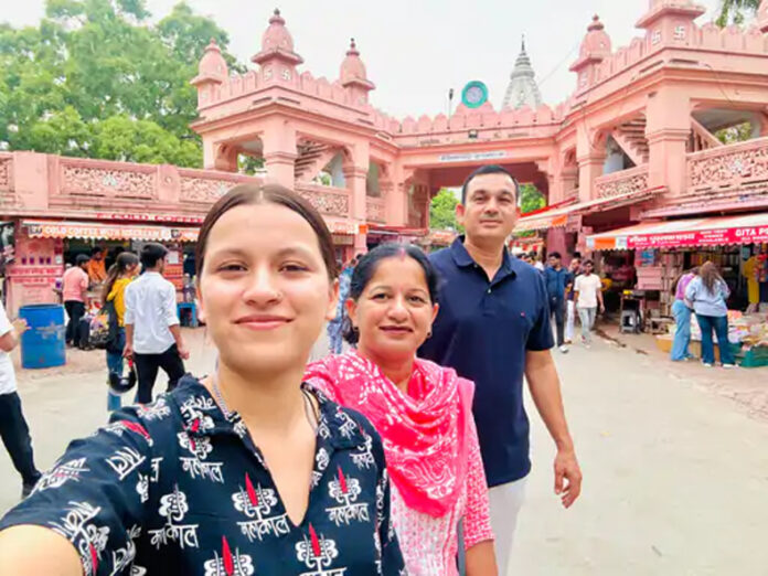 Bhiwani News: एयरफोर्स में पायलट बनी भिवानी की पूनम जाखड़