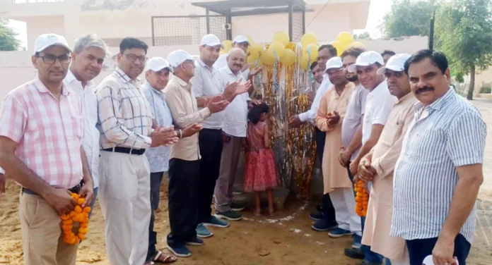 Bhiwani News : प्रयास-एक कोशिश सामाजिक संगठन ने 9 वें स्थापना दिवस पर सब फायर स्टेशन में लगाया वॉटर कूलर