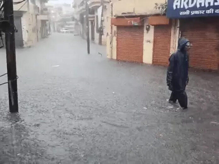 Haryana Weather Update: हरियाणा के 8 जिलों में हो रही बारिश