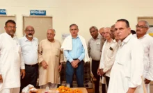 Bhiwani News : विभिन्न 10 संगठनों के प्रतिनिधियों ने उपायुक्त महाबीर कौशिक की सेवानिवृत्ति पर दी विदाई
