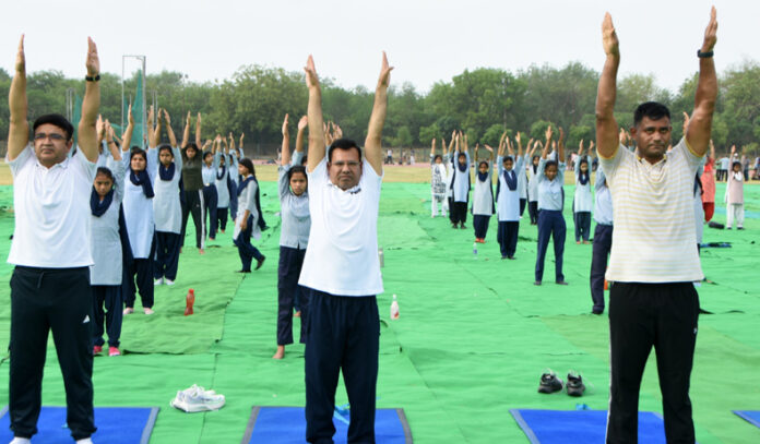 Faridabad News: फरीदाबाद में मैराथन के साथ योग दिवस की फाइनल रिहर्सल संपन्न