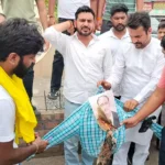 Bhiwani News : छात्रों पर लाठीचार्ज के विरोध में छात्र व सामाजिक संगठनों ने प्रदर्शन कर फूंका वीसी का पुतला