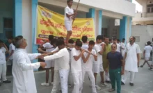 Faridabad News : युवक चरित्र निर्माण शिविर में जमकर पसीना बहाकर रहे शिविरार्थी