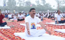 Jind News : योगा फॉर वन अर्थ, वन हैल्थ थीम को लेकर हजारों ने किया योग