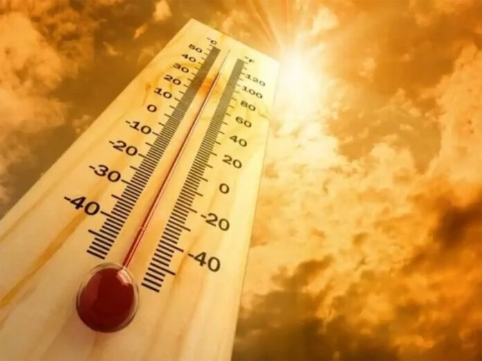 Haryana Weather Update: हरियाणा में सताने लगी गर्मी, 9 शहरों का तापमान 40 डिग्री पार, कल से चलेंगी लू Haryana Weather Update: हरियाणा में सताने लगी गर्मी, 9 शहरों का तापमान 40 डिग्री पार, कल से चलेंगी लू