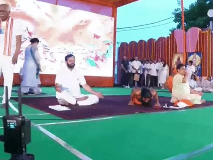 Kurukshetra News: 11वें अंतरराष्ट्रीय योग दिवस पर कुरुक्षेत्र में बाबा रामदेव करा रहे योग