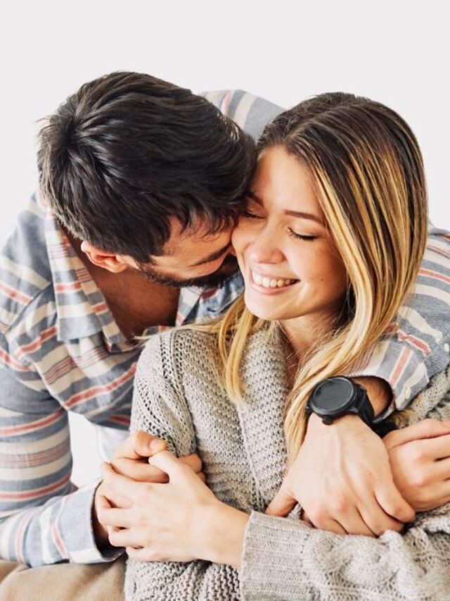 Relationship Alert: इन आदतों वाले इंसान से रखें दूरी, नहीं तो रिश्ता बन जाएगा ज़हर
