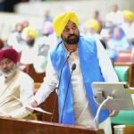 Punjab Breaking News : धार्मिक ग्रंथों की बेअदबी का अधिकार किसी को नहीं : मान