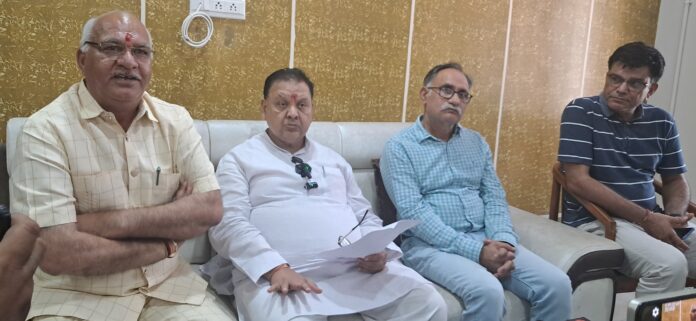 Press conference of Ghanshyam Sarraf