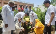 Bhiwani News : एआईसीसी सचिव प्रदीप नरवाल ने विभिन्न गांवों का किया दौरा, ग्रामीणों से मिले व युवाओं को किया प्रेरित