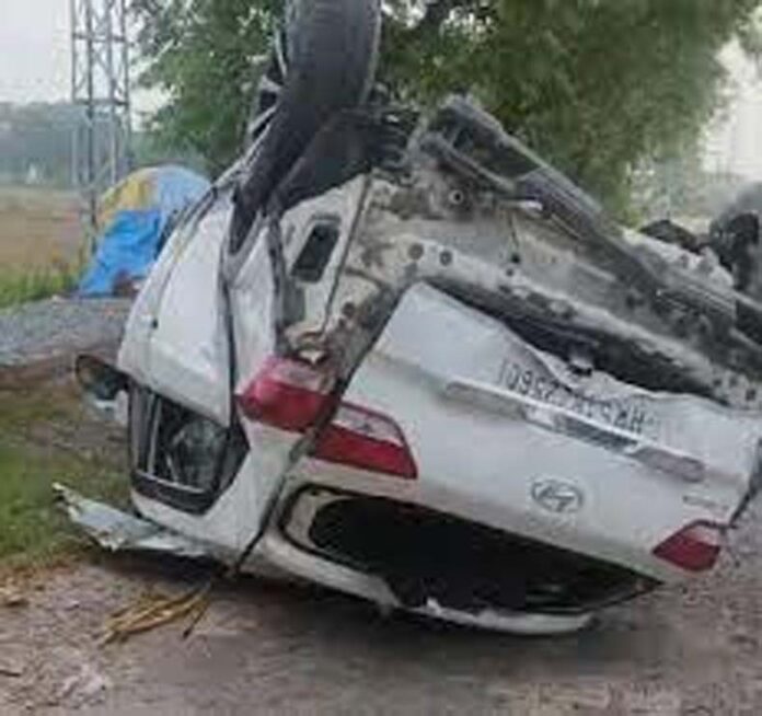 Hisar News: हिसार में ट्रक-क्रेटा की टक्कर में 4 युवकों की मौत