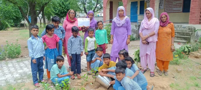 Children planted trees under the campaign One tree in the name of mother in Play School Kari DaS