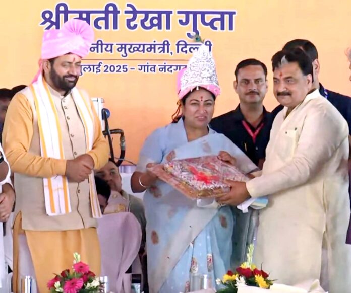 Delhi CM Celebrate Birthday in Nandgarh