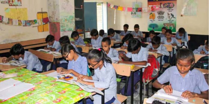 Haryana News: हरियाणा में चौथी से आठवीं कक्षा तक साल में केवल 2 बार ही देनी हो परीक्षा