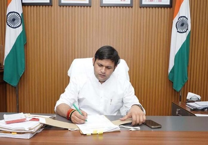 Haryana News: हरियाणा में कोच को भी मिलेगा कैश अवॉर्ड