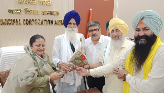 Ambala News : एचएसजीएमसी अध्यक्ष जगदीश सिंह झींडा ने मेयर शैलजा संदीप सचदेवा और एडवोकेट संदीप सचदेवा को दिया आशीर्वाद Ambala News : एचएसजीएमसी अध्यक्ष जगदीश सिंह झींडा ने मेयर शैलजा संदीप सचदेवा और एडवोकेट संदीप सचदेवा को दिया आशीर्वाद