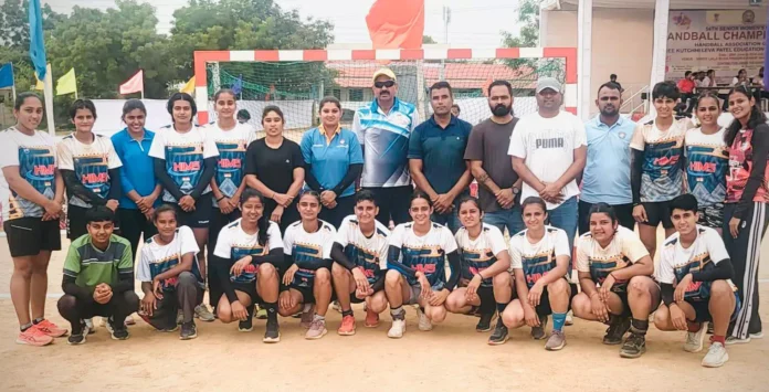 Bhiwani News : सीनियर नेशनल हैंडबॉल चैंपियनशिप मे हरियाणा की महिला टीम ने सेमीफाइनल में बनाई जगह : कोच विवेक