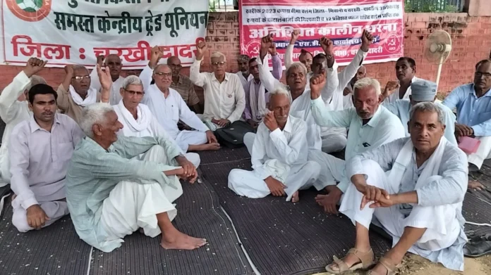 Joint Kisan Morcha's protest continues, government is busy pretending false sympathy with farmers Mann
