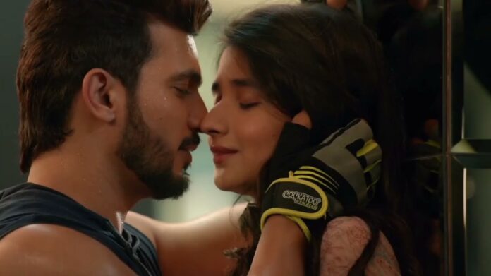 Kanika Mann Kissing Scene: किसिंग सीन से पहले टूटा सब्र, कनिका मान के आंसुओं ने सेट पर मचा दी हलचल