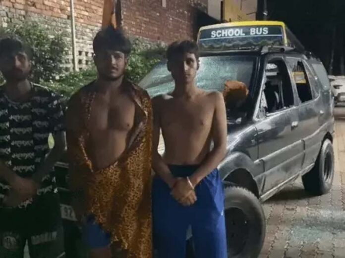 Yamunanagar News: यमुनानगर में शराबियों ने कावड़ियों की गाड़ी पर किया हमला