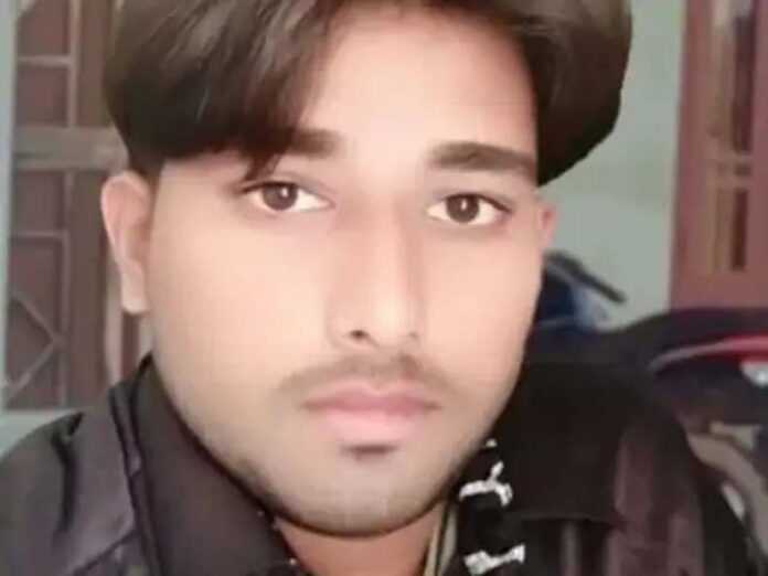 Sirsa News: सिरसा में ट्रैक्टर के टायर के नीचे आया युवक, मौत