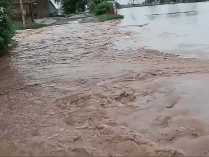 Kurukshetra News: कुरुक्षेत्र के कई गांवों में घुसा मारकंडा नदी का पानी
