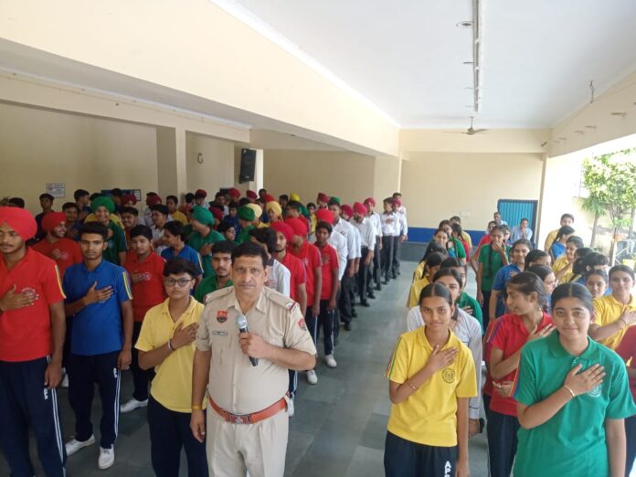 Ambala News : अंबाला में एनसीबी ने चलाया नशा विरोधी अभियान, बच्चों ने लिया नशा छोड़ने का संकल्प