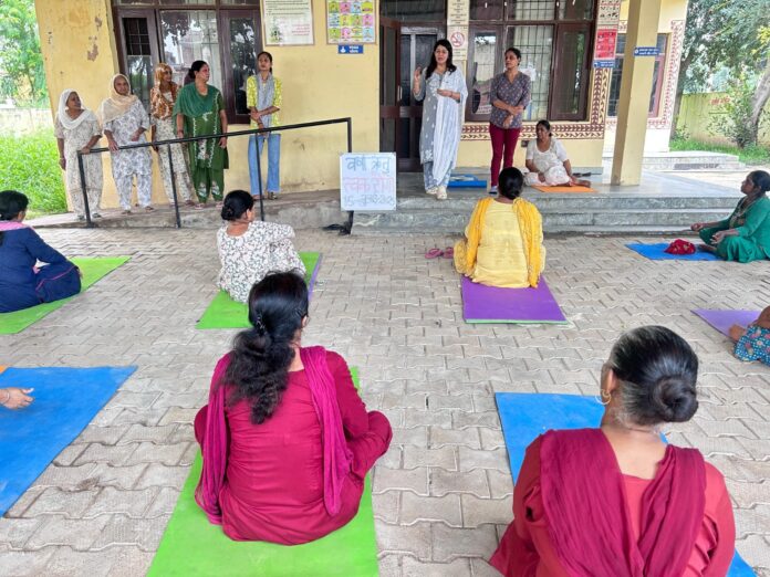 Ambala News : आयुष्मान आरोग्य मंदिर बाड़ा में जनजागरूकता शिविर का किया आयोजन