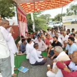 Public health workers started an indefinite strike at the subdivision office