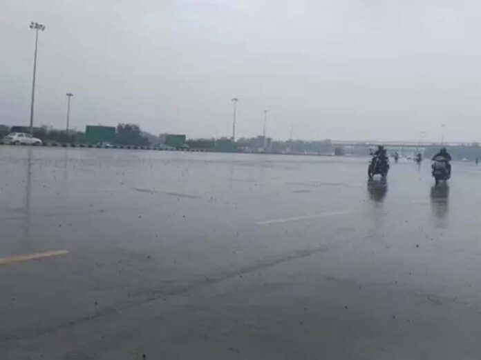 Haryana Weather Update: हरियाणा के नूंह, फरीदाबाद, गुरुग्राम, झज्जर और रेवाड़ी में हुई बारिश