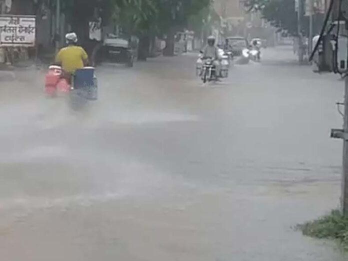 Haryana Weather Update: हरियाणा के 11 जिलों में हो रही बारिश