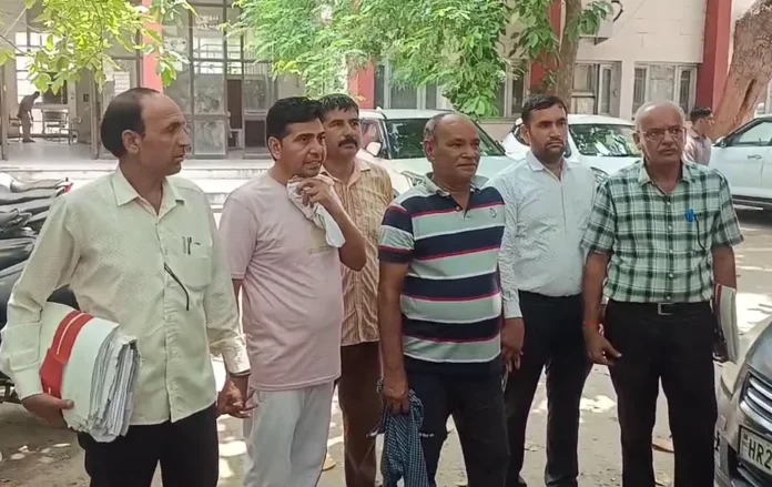 Bhiwani News : करोड़ों के घोटाले में संलिप्त रजिस्ट्री क्लर्क व नंबरदार को एंटी करप्शन ब्यूरो ने तीन साल बाद किया गिरफ्तार