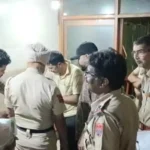 War against drugs Excise department raided two famous dhabas of Zirakpur, about 20 bottles of illegal liquor seized